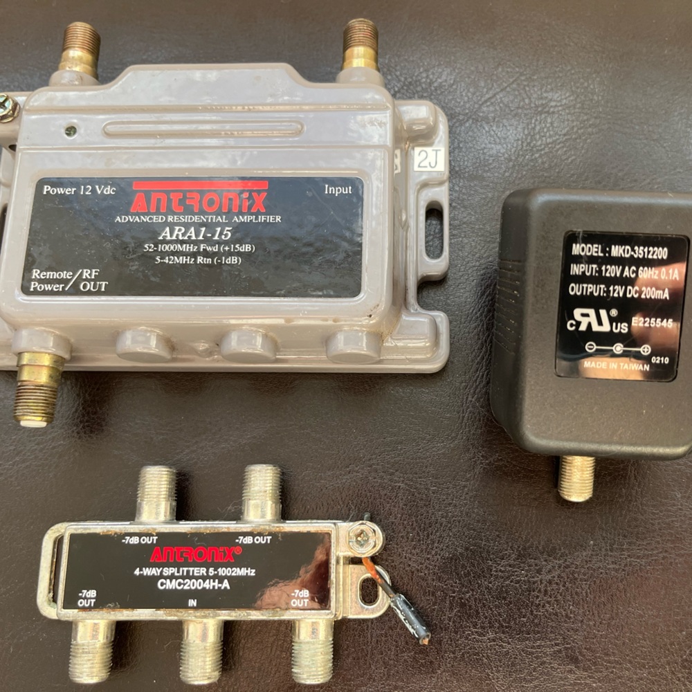 Antronix 4-Way Coaxial Splitter 5-1002MHz CMC2004H-A CableTV 7db OUTPUT w power